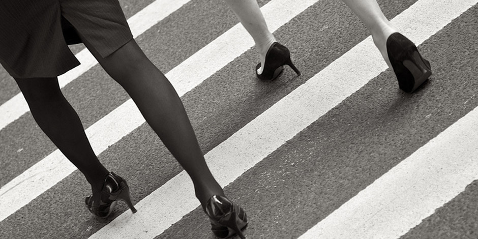 在线超级轰炸电话网页版